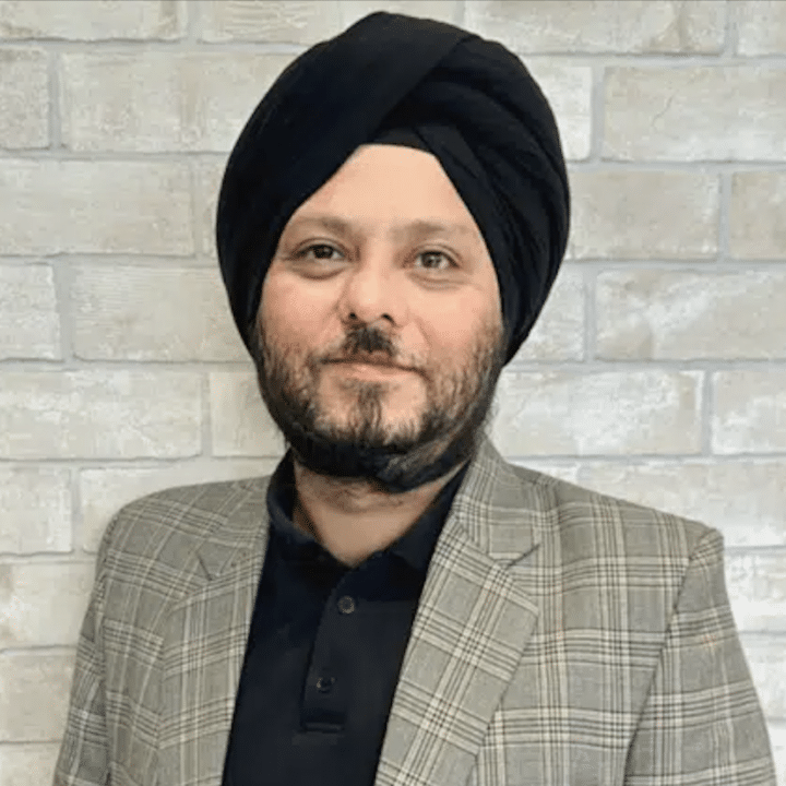 Picture of Arinder Singh Suri